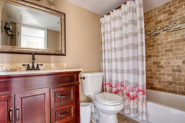 4465 Luxemburg Court 305, Lake Worth, FL 33467