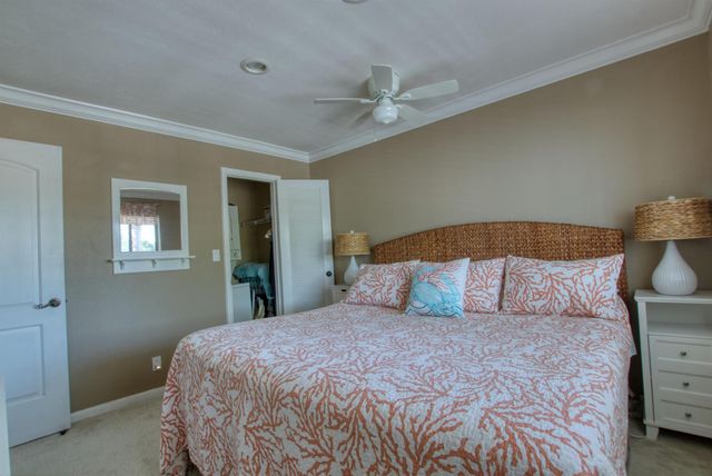 4465 Luxemburg Court 305, Lake Worth, FL 33467