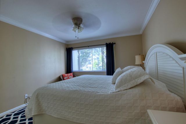 4465 Luxemburg Court 305, Lake Worth, FL 33467