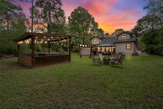 358 Bridgeview, Onalaska, TX 77360