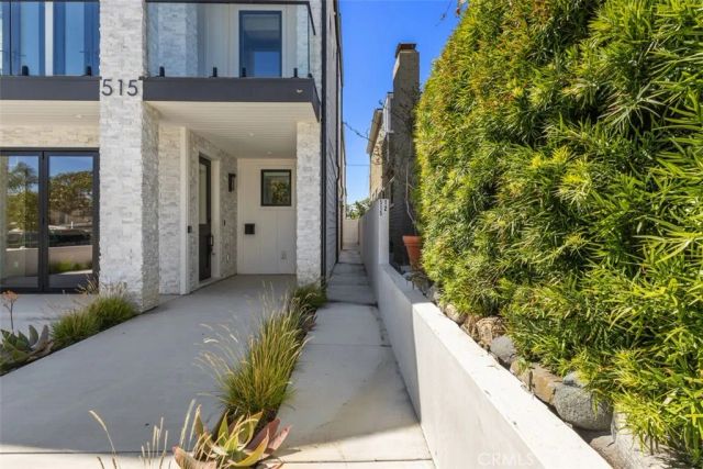 515 Jasmine Avenue, Newport Beach, CA 92625