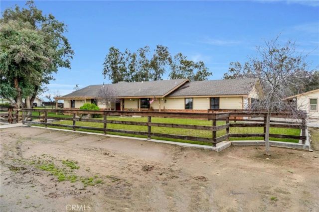 31031 Donald Avenue, Madera, CA 93636