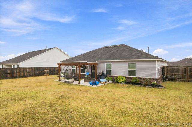1510 E Urbana Street, Broken Arrow, OK 74012