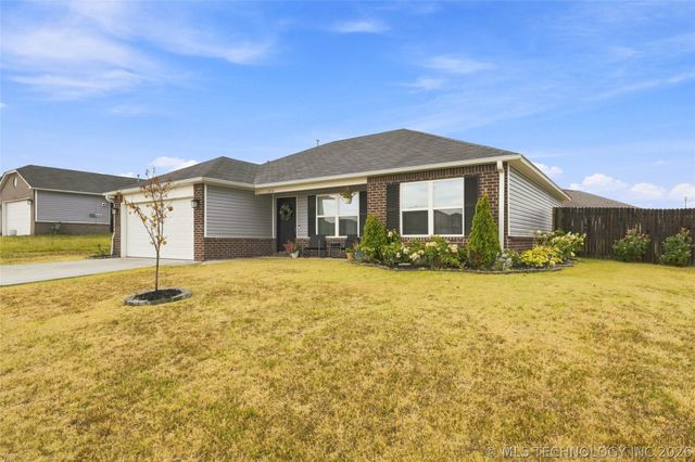 1510 E Urbana Street, Broken Arrow, OK 74012