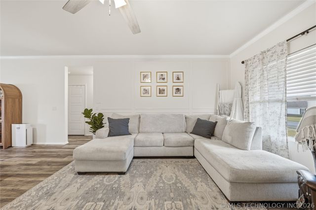 1510 E Urbana Street, Broken Arrow, OK 74012
