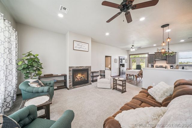 4532 W 430 Road, Pryor, OK 74361