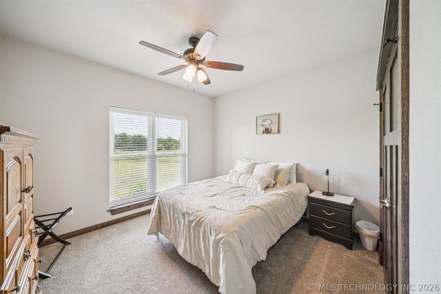4532 W 430 Road, Pryor, OK 74361