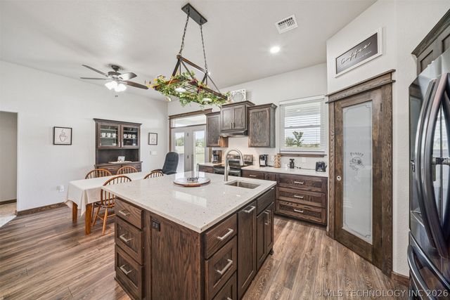 4532 W 430 Road, Pryor, OK 74361