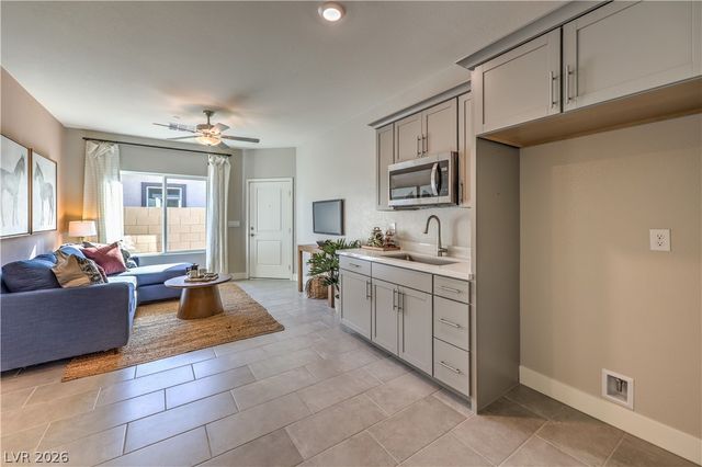 1031 FOX FALCON Street, Henderson, NV 89011