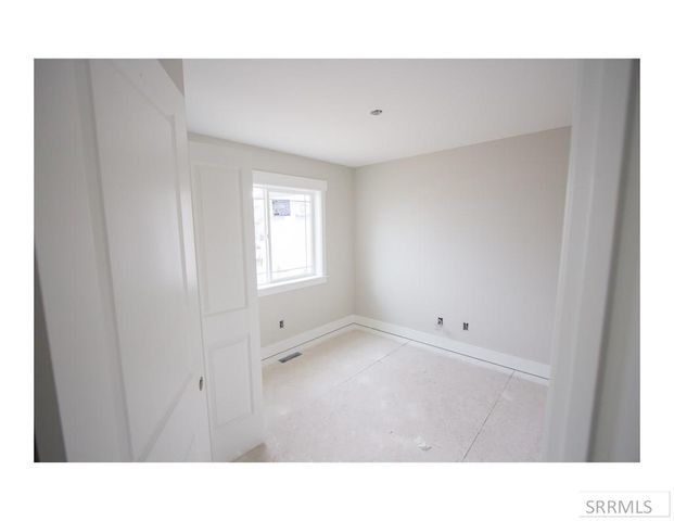 272 Galena Summit Dr, Idaho Falls, ID 83404