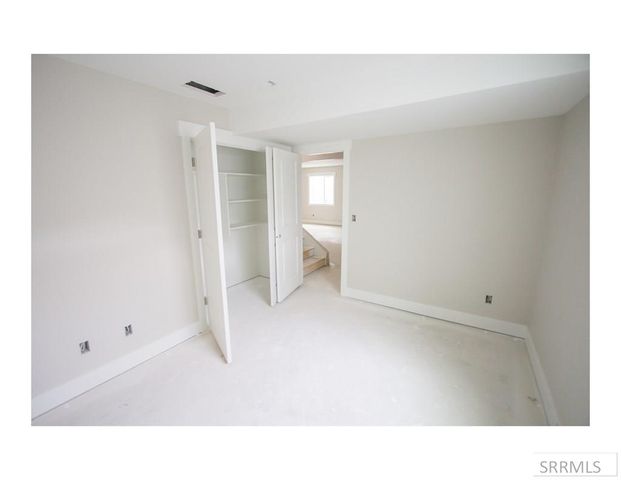 272 Galena Summit Dr, Idaho Falls, ID 83404