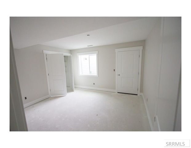 272 Galena Summit Dr, Idaho Falls, ID 83404