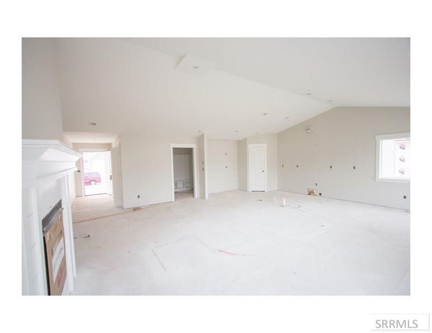 272 Galena Summit Dr, Idaho Falls, ID 83404