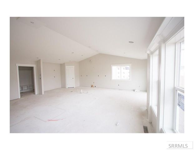 272 Galena Summit Dr, Idaho Falls, ID 83404