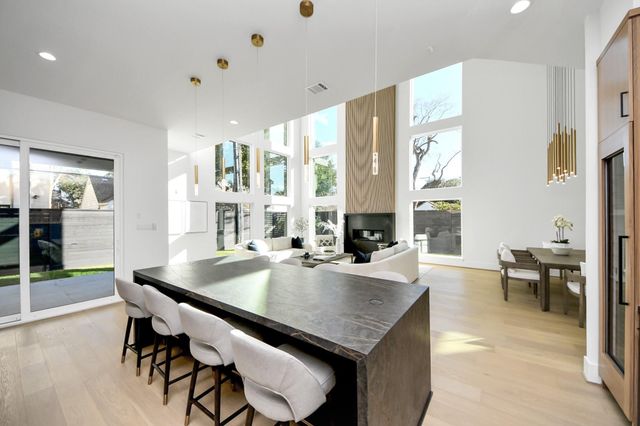 2232 Swift Boulevard, Houston, TX 77030