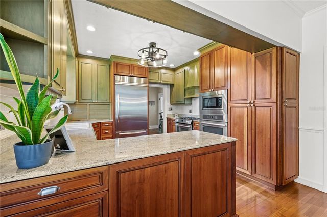 405 SE 15TH AVENUE, Ocala, FL 34471