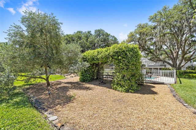 405 SE 15TH AVENUE, Ocala, FL 34471