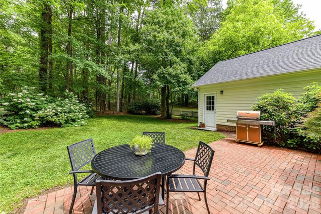 231 Pat Stough Lane, Davidson, NC 28036