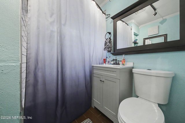 231 E 1ST Street, Chuluota, FL 32766