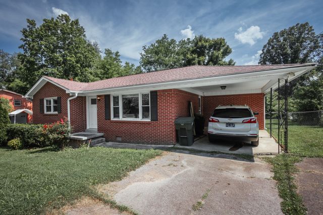 2501 Douglas St, Springfield, TN 37172