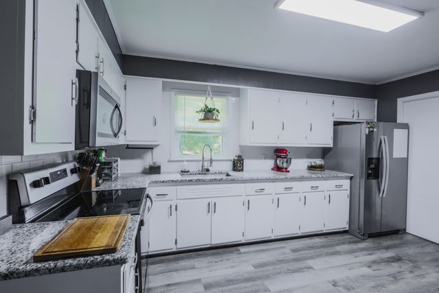 2501 Douglas St, Springfield, TN 37172