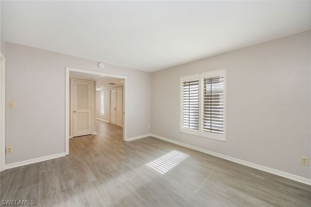 100 Wyndemere WAY A-203, Naples, FL 34105