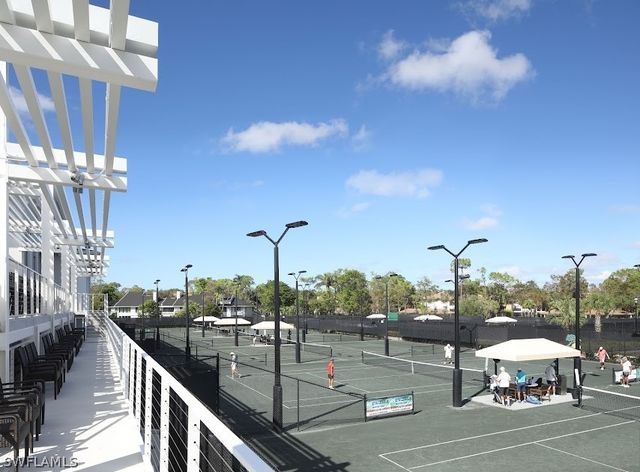 100 Wyndemere WAY A-203, Naples, FL 34105