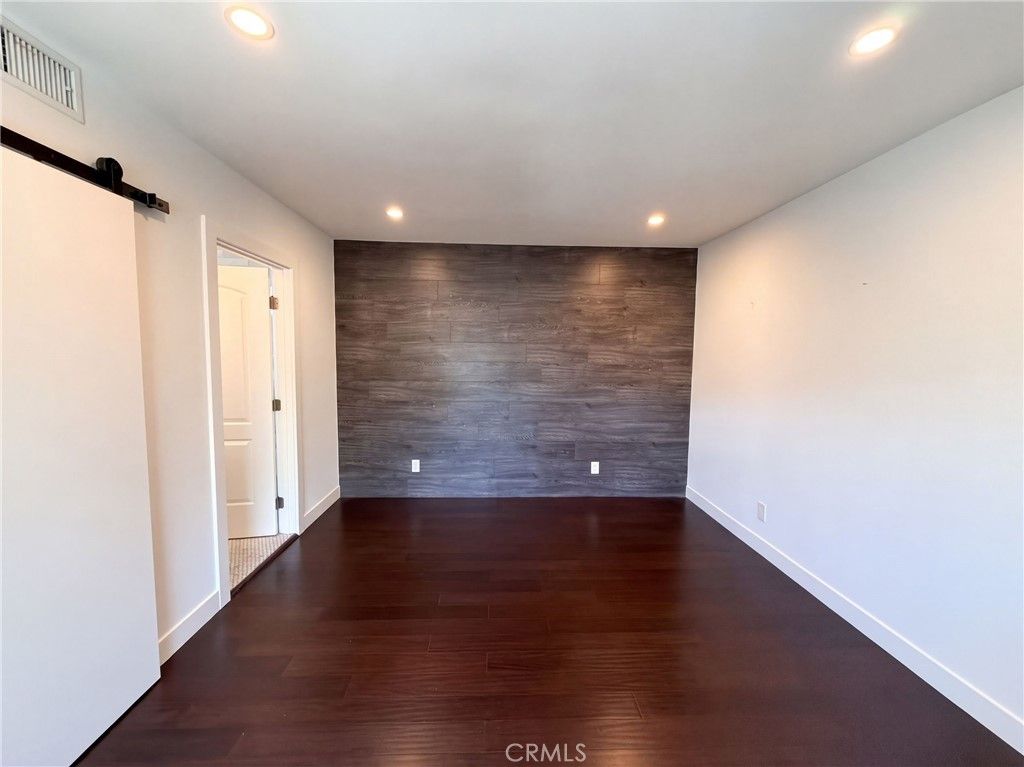 1110 Queen Anne Place, Los Angeles, CA 90019 — photo 3