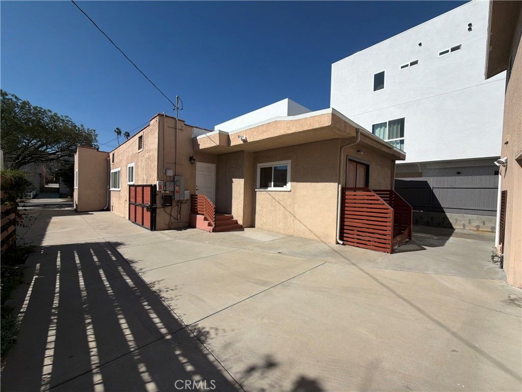 1110 Queen Anne Place, Los Angeles, CA 90019 — photo 4
