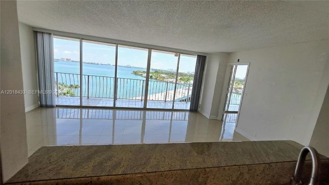7601 E Treasure Dr 1516, North Bay Village, FL 33141