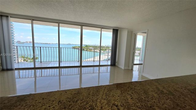 7601 E Treasure Dr 1516, North Bay Village, FL 33141