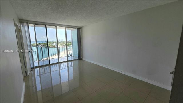 7601 E Treasure Dr 1516, North Bay Village, FL 33141