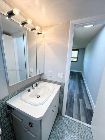 777 SE 2nd Ave A102, Deerfield Beach, FL 33441