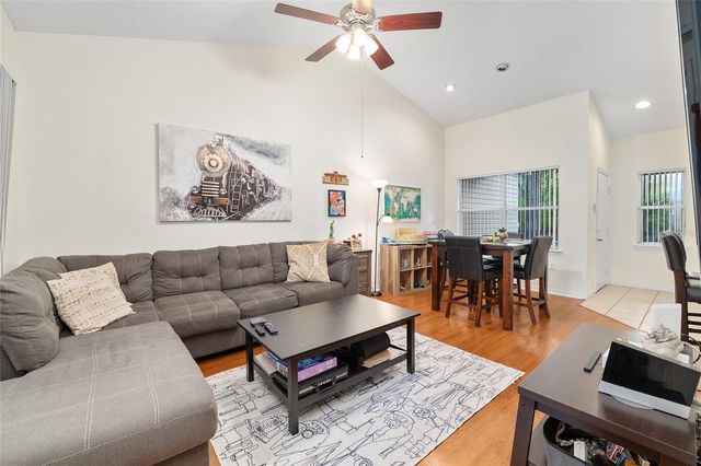 4700 SW ARCHER ROAD 112, Gainesville, FL 32608