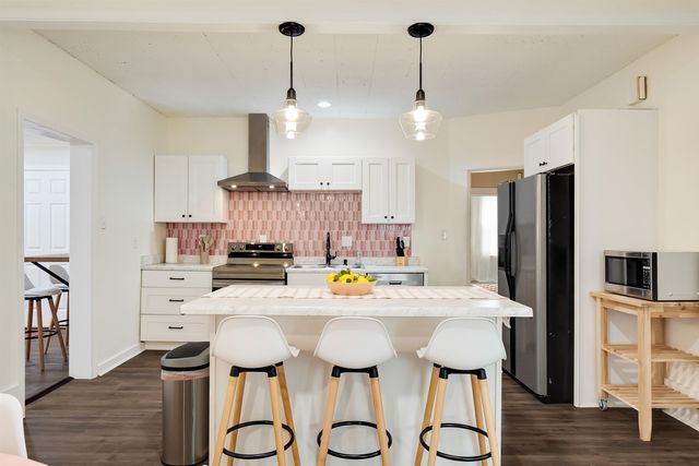 916 N TREZEVANT ST, Memphis, TN 38108