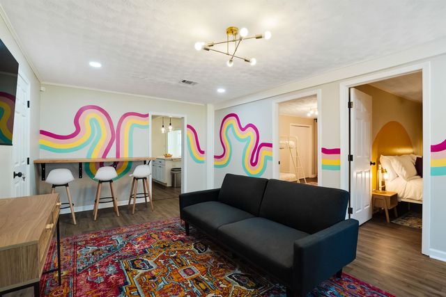 916 N TREZEVANT ST, Memphis, TN 38108