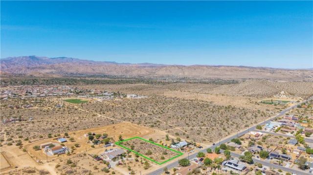 8776 Warren Vista, Yucca Valley, CA 92284