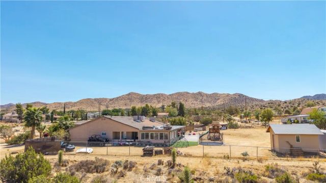 8776 Warren Vista, Yucca Valley, CA 92284