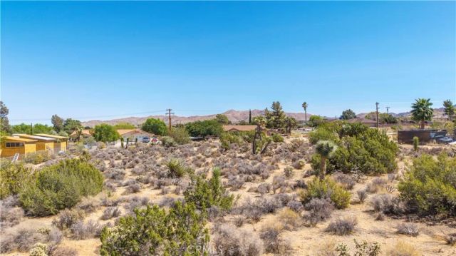 8776 Warren Vista, Yucca Valley, CA 92284