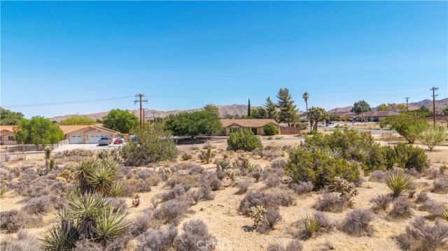 8776 Warren Vista, Yucca Valley, CA 92284