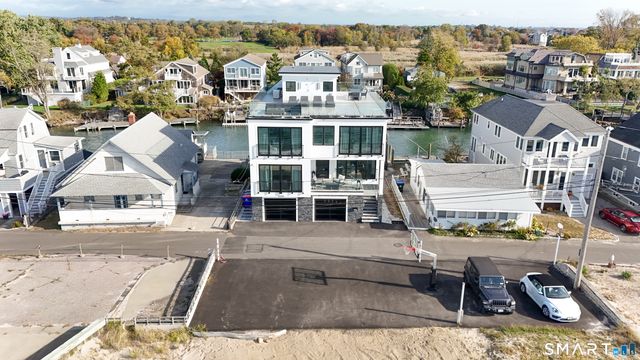 2268 Fairfield Beach Road, Fairfield, CT 06824