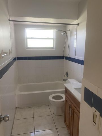 819 SW 9th Court, Pompano Beach, FL 33060