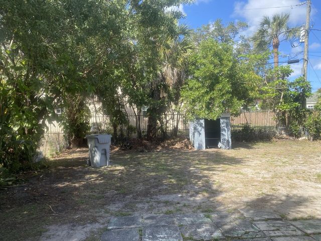 819 SW 9th Court, Pompano Beach, FL 33060