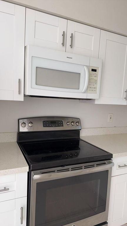 819 SW 9th Court, Pompano Beach, FL 33060