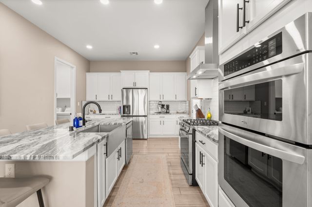 7720 Station Court NW, Albuquerque, NM 87107