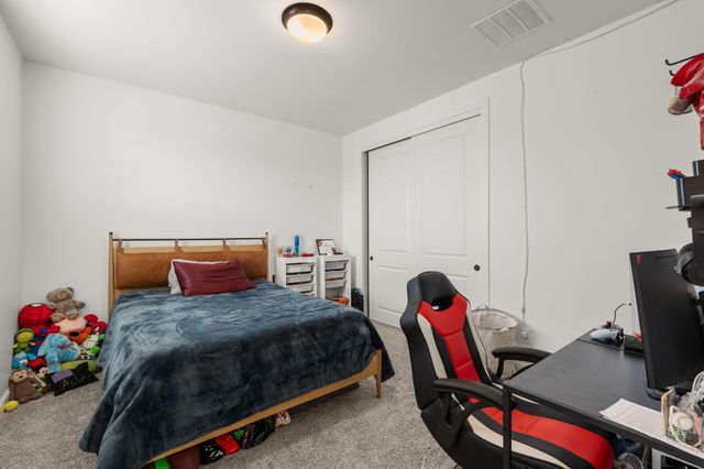 7720 Station Court NW, Albuquerque, NM 87107