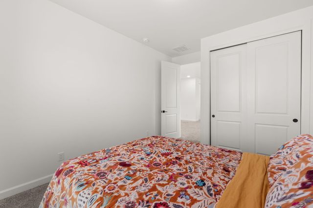 7720 Station Court NW, Albuquerque, NM 87107