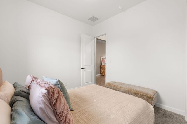 7720 Station Court NW, Albuquerque, NM 87107