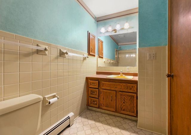 3667 Evergreen Road N, Fargo, ND 58102