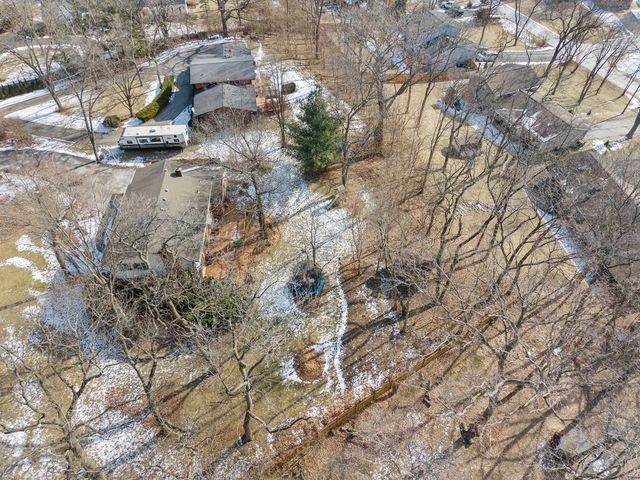 24431 W Lancelot Lane, Joliet, IL 60404